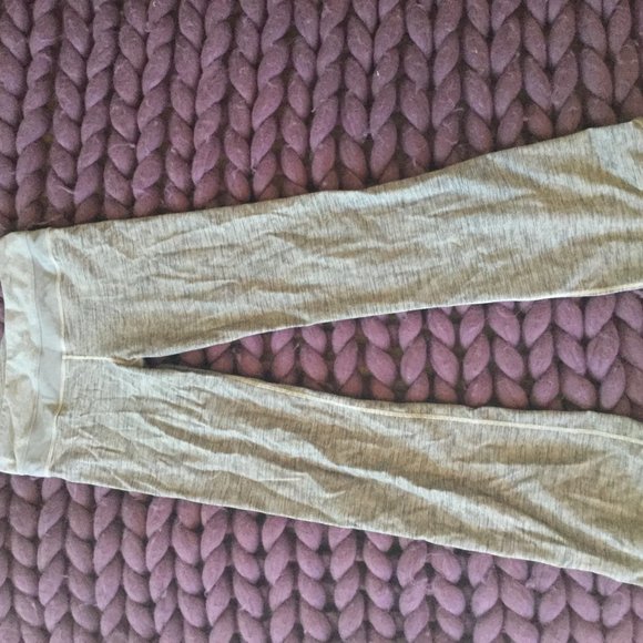 lululemon groove pants - Picture 6 of 6